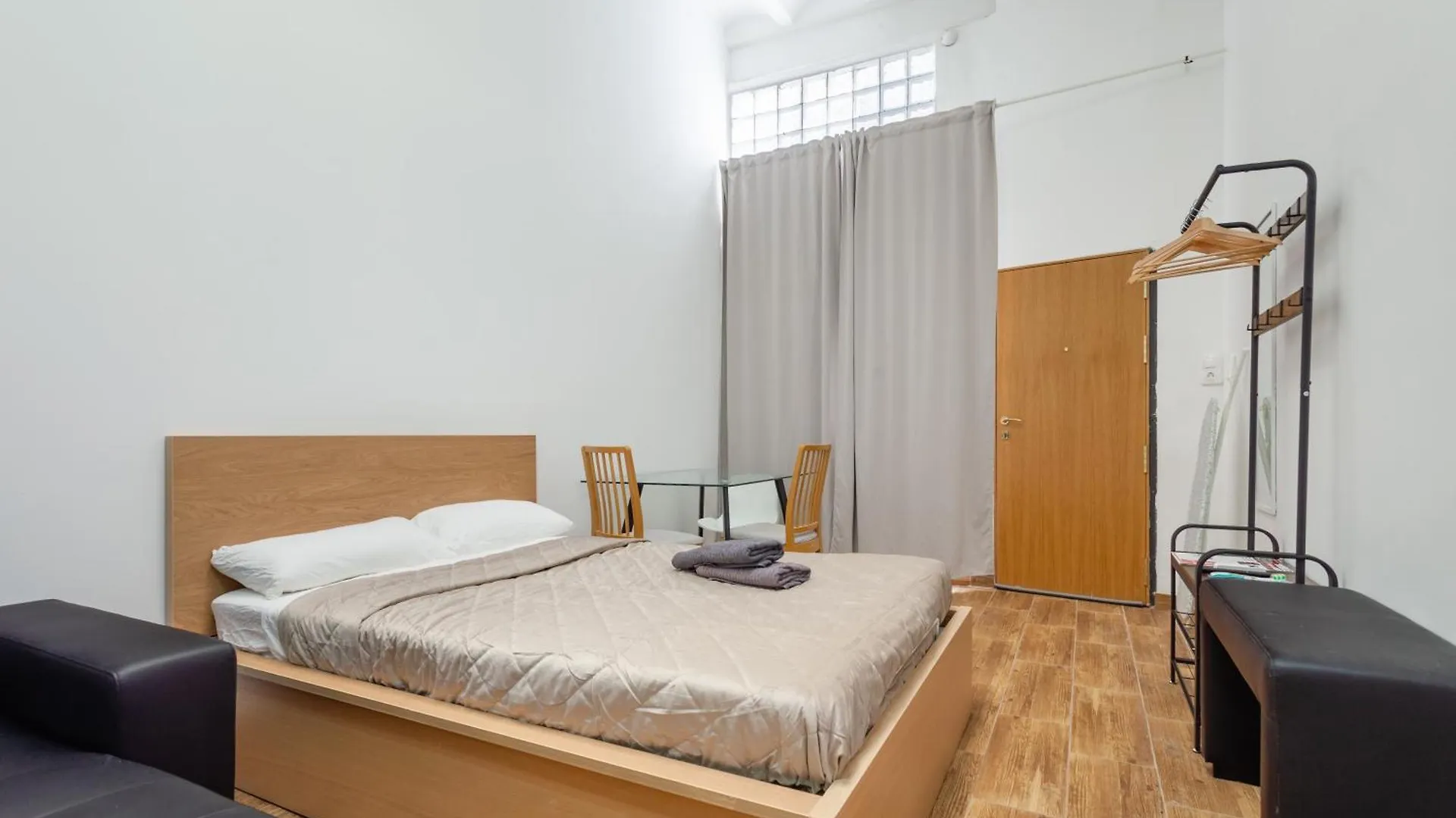 Aparthotel Camp Nou & Fira Business Lofts à L'Hospitalet de Llobregat 0*,